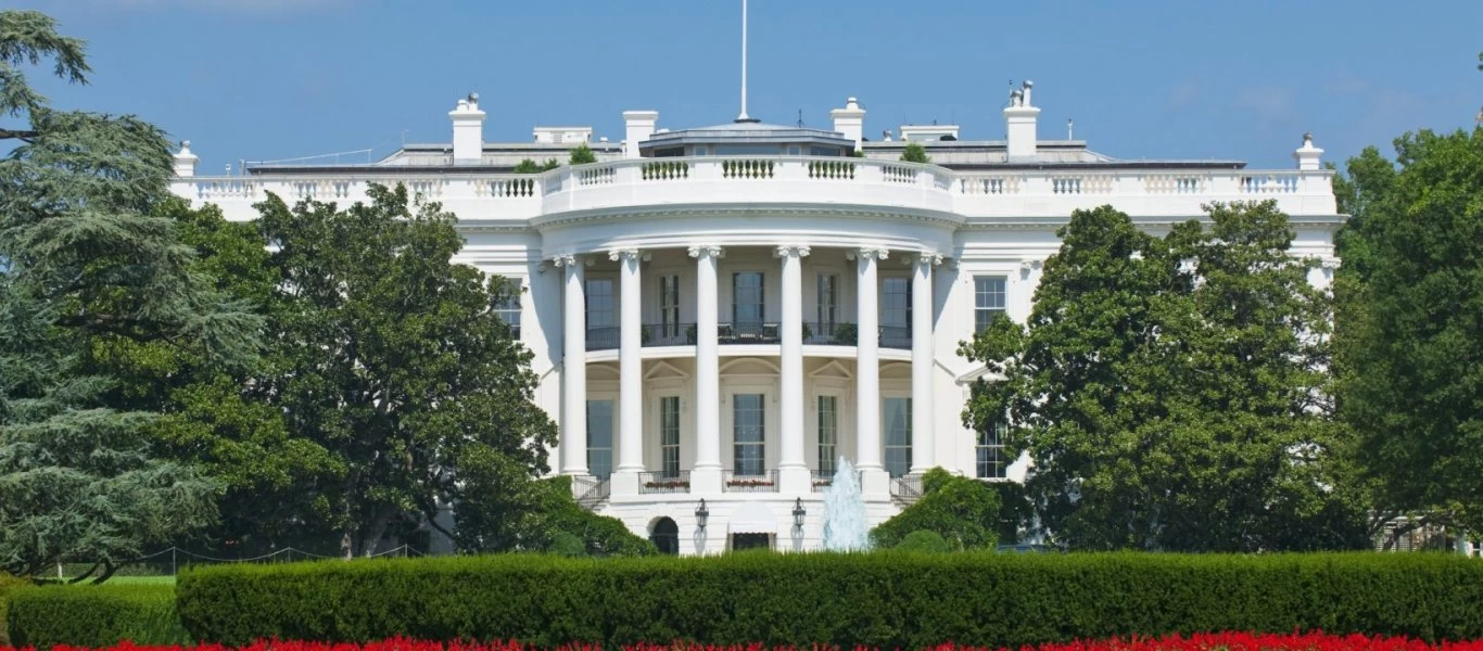 Κορωνοϊός: Δεν προβλέπουν οικονομική καταστροφή στον Λευκό Οίκο